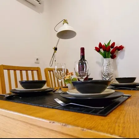Charming Loft With Rooftop Terrace 아파트 *